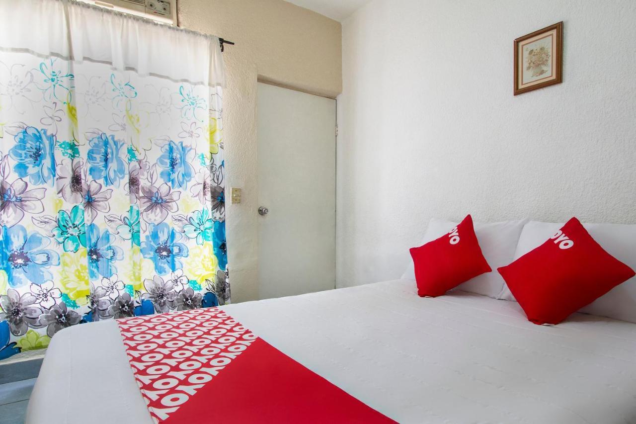 OYO Casa De Huéspedes San José Guaymas Esterno foto