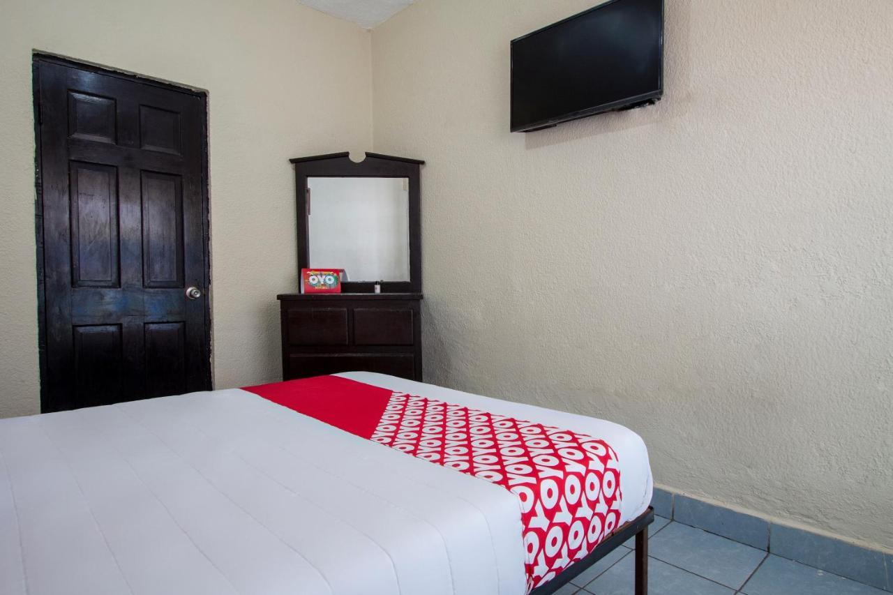 OYO Casa De Huéspedes San José Guaymas Esterno foto